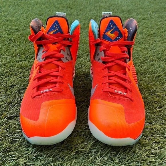 Nike Lebron IV - Picture 2 of 5